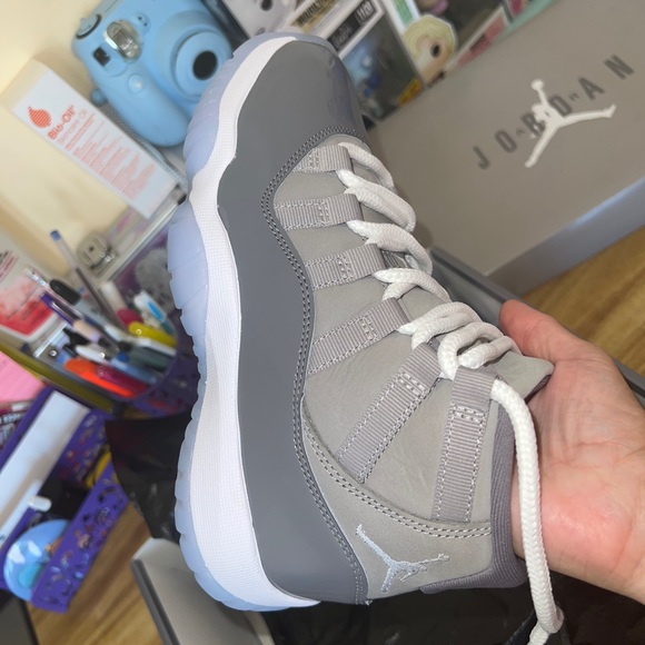 Cool Grey 11’s 2021 - Picture 6 of 11